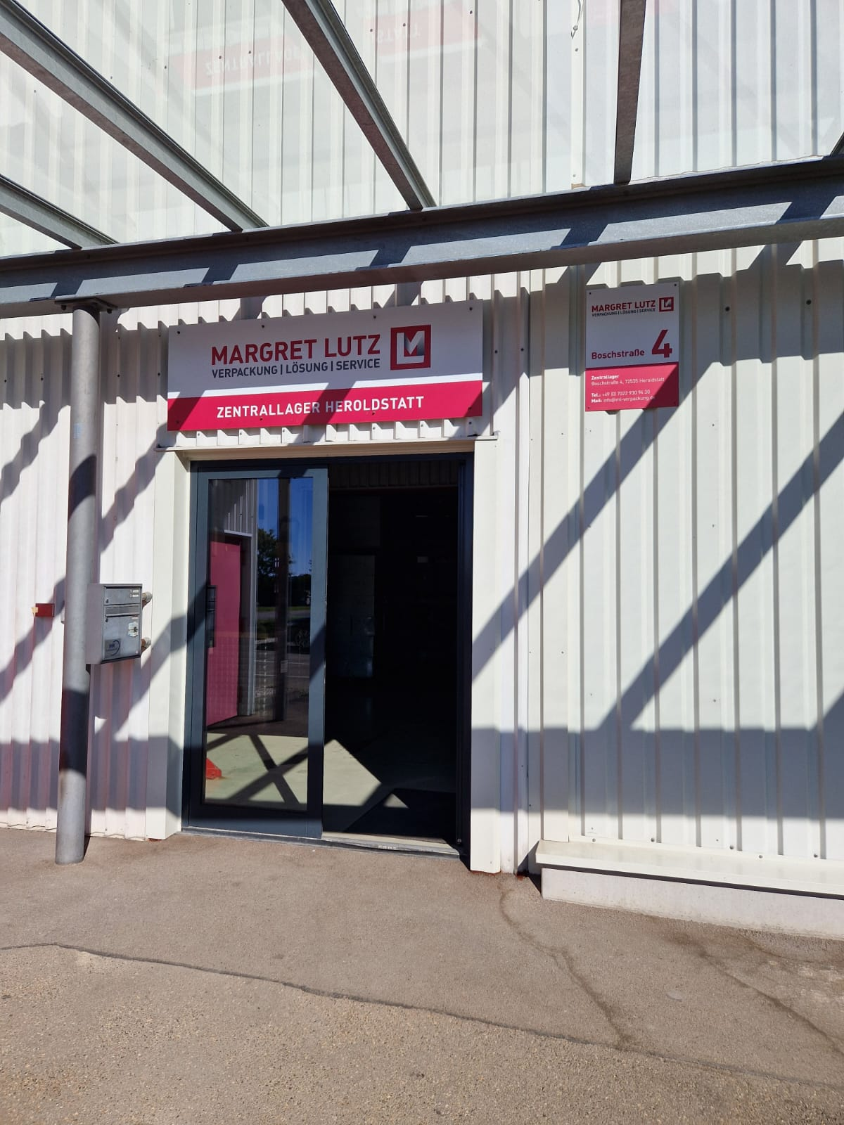 Symbolbild Lagerhalle – Stelle als Lagerfachkraft